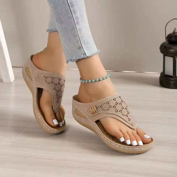 Women's Wide Fit Mesh Slip On Walking Sandals