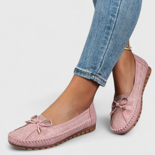 Women's Walking Shoes with Airflow Upper and Contoured Footbed