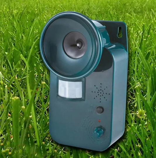 Ultrasonic Pest And Animal Repeller 5000 Sq Ft 9V DC Cordless Outdoor