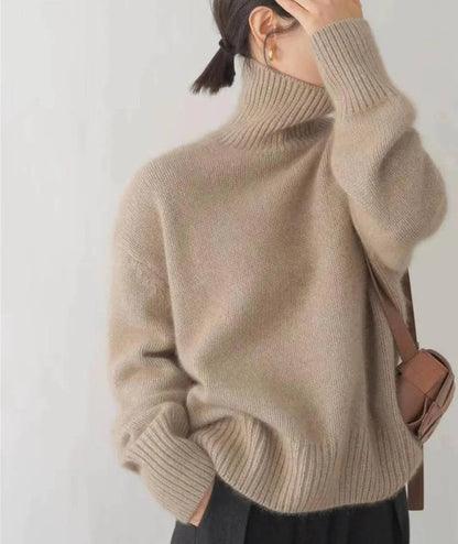 Women's Turtleneck Sweater with Natural Fiber Blend and Relaxed Fit