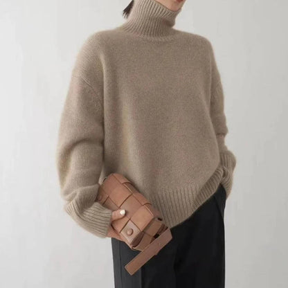 Women's Turtleneck Sweater with Natural Fiber Blend and Relaxed Fit