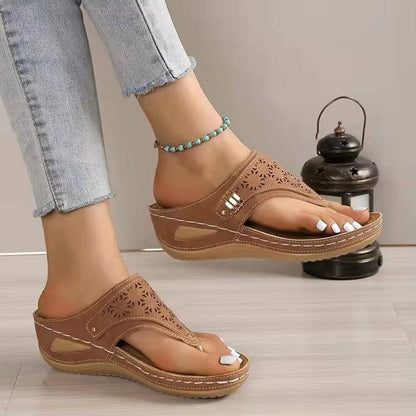 Women's Wide Fit Mesh Slip On Walking Sandals