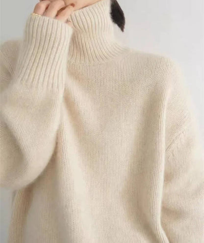 Women's Turtleneck Sweater with Natural Fiber Blend and Relaxed Fit