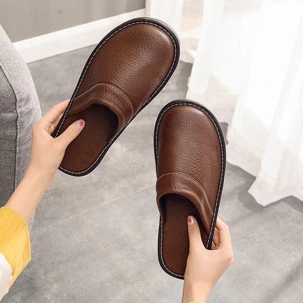 Indoor Slip-On Slippers with  Non-Slip Traction Base for Men