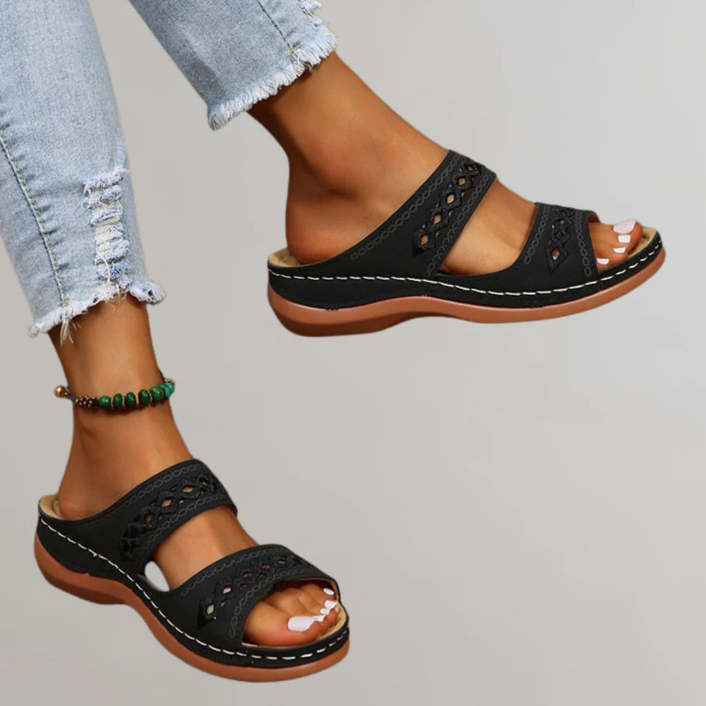 Women’s Everyday Platform Sandals with Footbed Shape Design