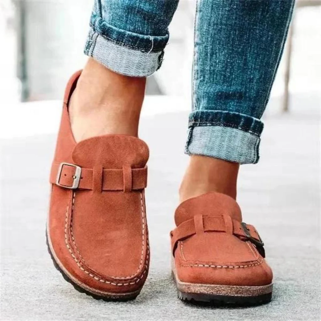 Women's Buckled Sandals with Adjustable Strap and Open Toe Design