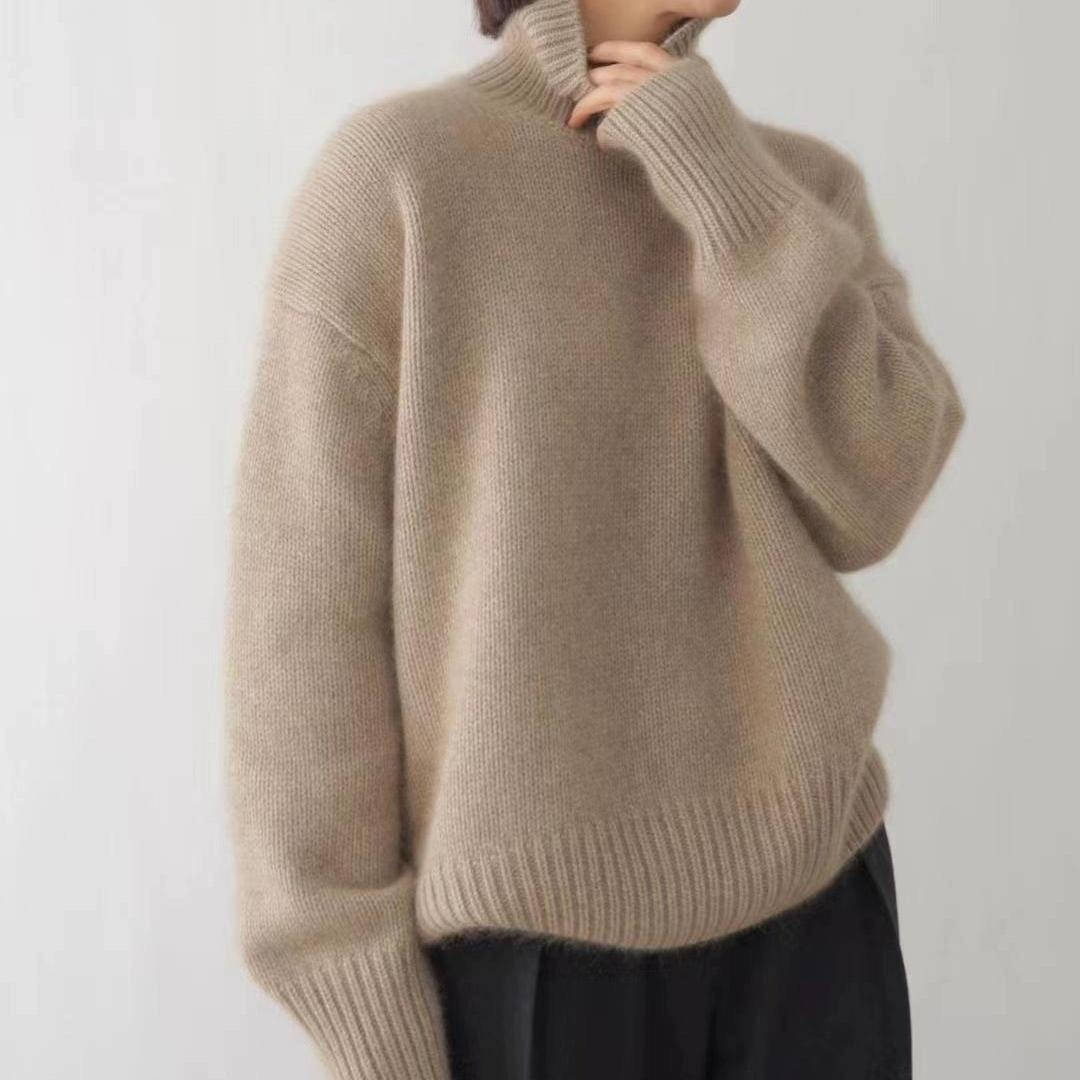 Women's Turtleneck Sweater with Natural Fiber Blend and Relaxed Fit